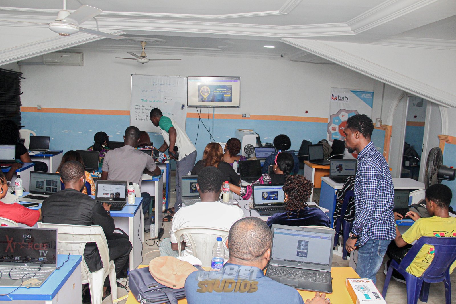 Mobet Media Academy classroom session